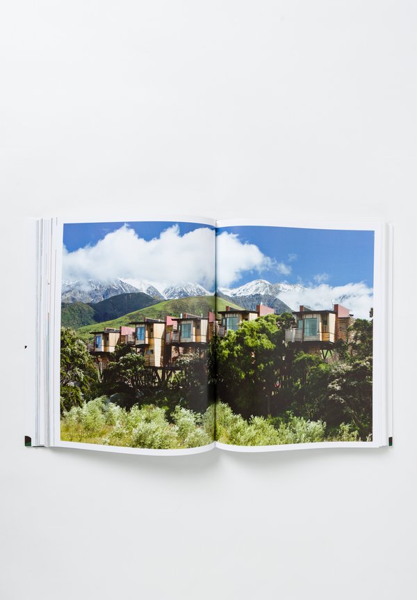 "Tree Houses: Fairy Tale Castles in the Air" by Philip Jodidio	