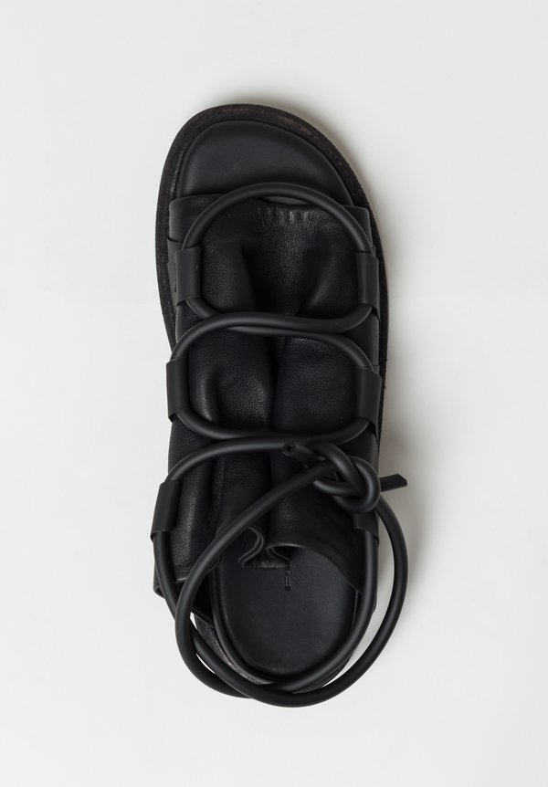 Puro Nappa Super Happy Holiday Sandals in Black	