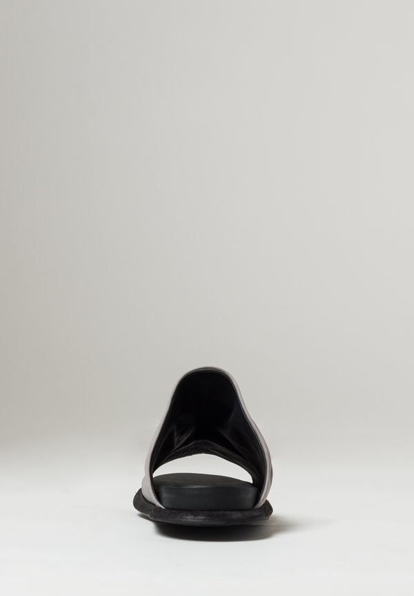 Puro Conditioner Slide Sandals in Grey	