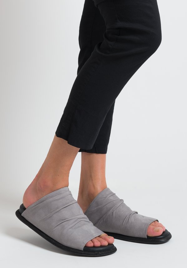 Puro Conditioner Slide Sandals in Grey	