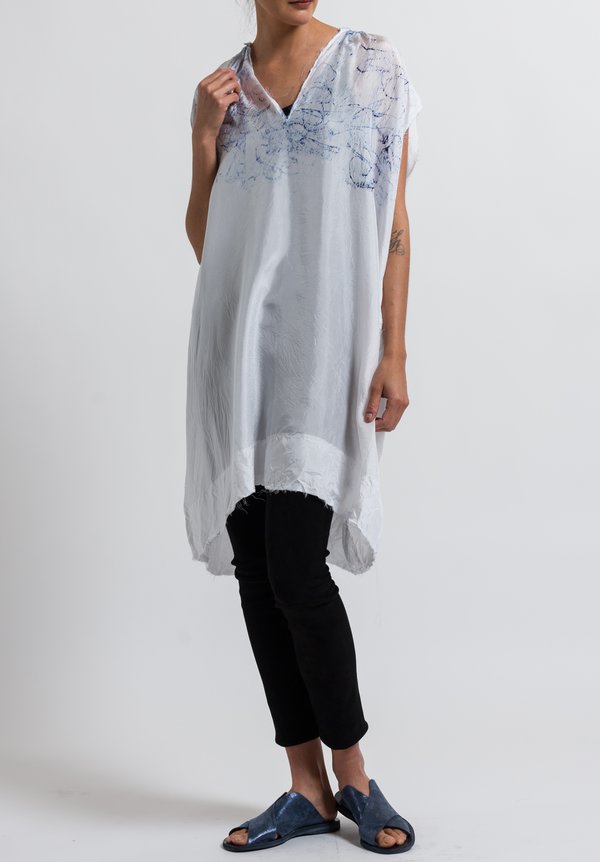 Jaga Silk Sleeveless Painted Tunic in White/ Blue | Santa Fe Dry Goods ...