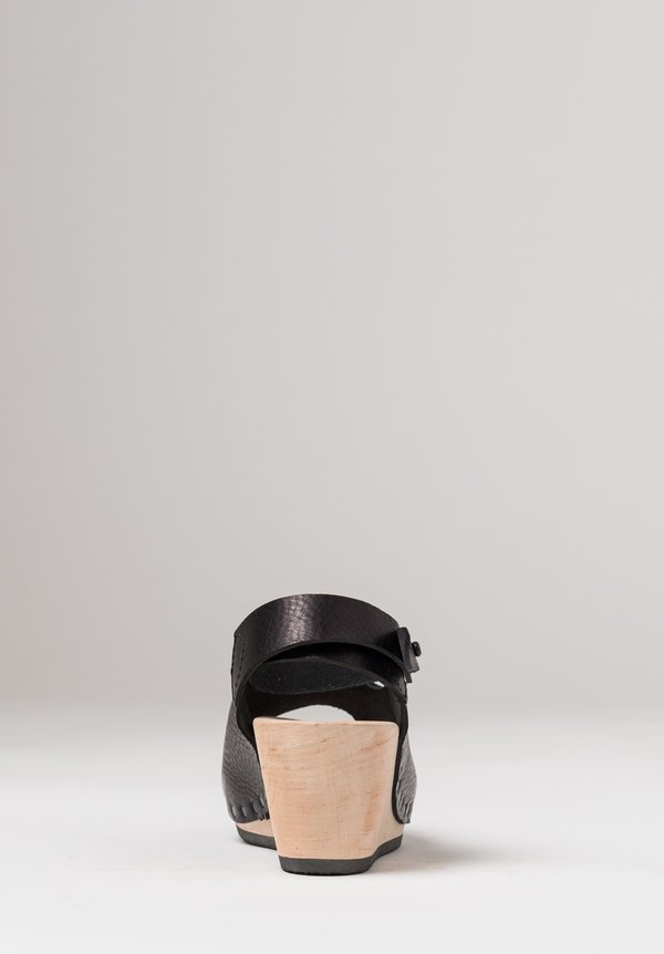 Trippen Orinoco Sandal in Black	
