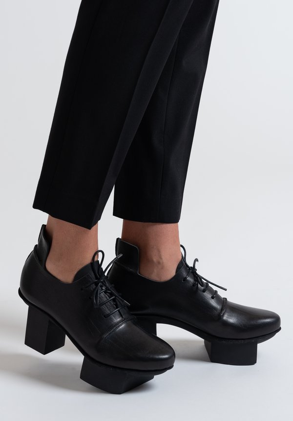 Trippen Parcel Shoe in Black	