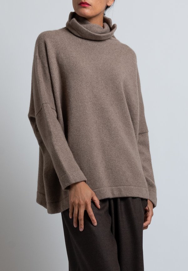 Daniela Gregis Cashmere Turtleneck Sweater in Light Natural	