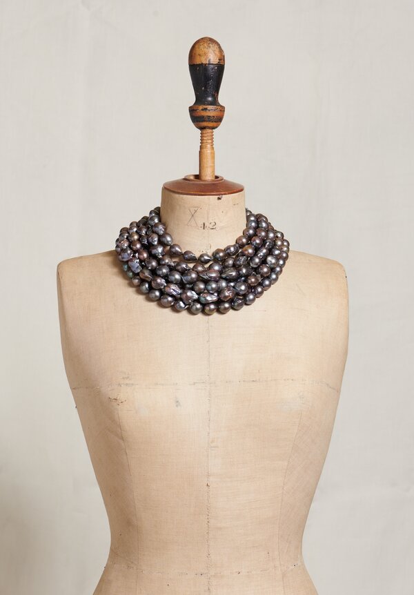 Monies UNIQUE Grey Pearls and Mountain Crystal Necklace	