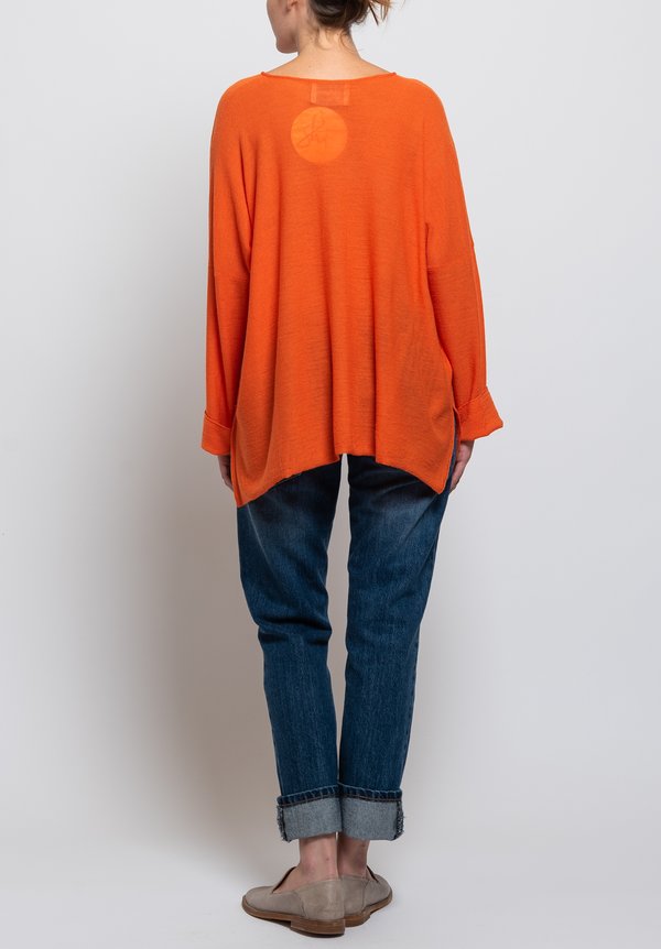 Shi Cashmere Lavinia V-Neck Sweater in Orange	