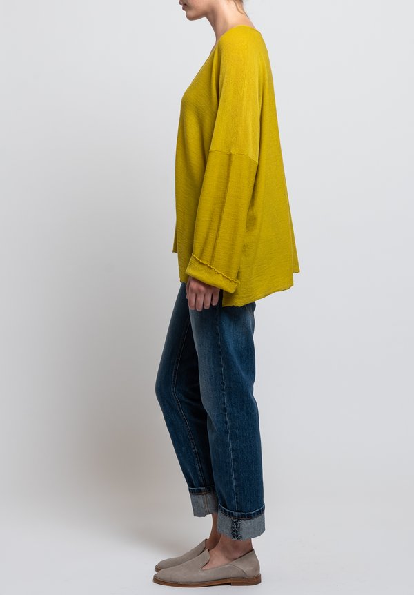 Shi Cashmere Lavinia V-Neck Sweater in Chartreuse	