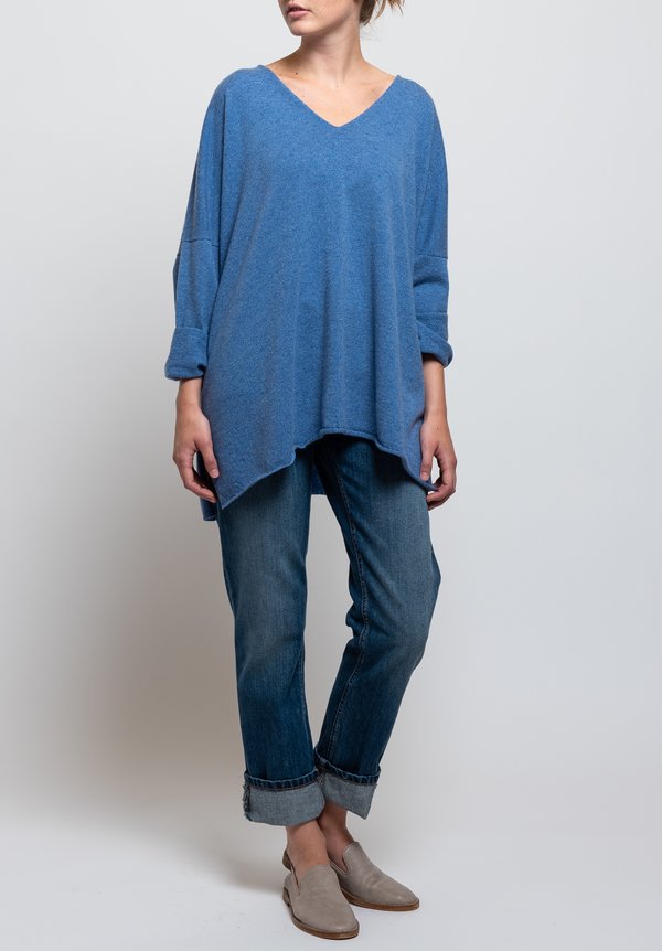 Shi Cashmere Cass V-Neck Sweater in Sue	
