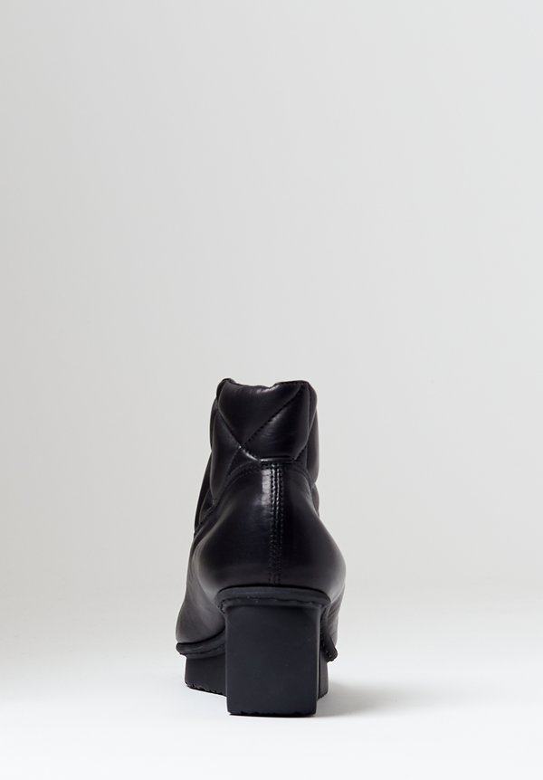 Trippen Pad Shoe in Black	