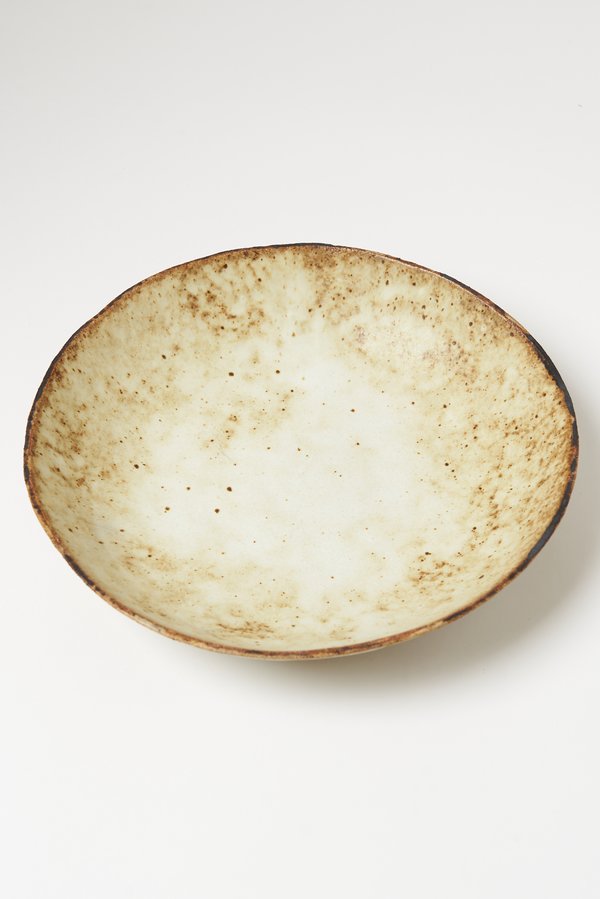 Terra Coll Clayworks Stoneware Round Platter in Eggshell	