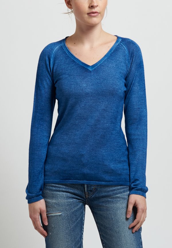 Avant Toi Cashmere/ Silk Raglan Sleeve V-Neck Sweater in Denim