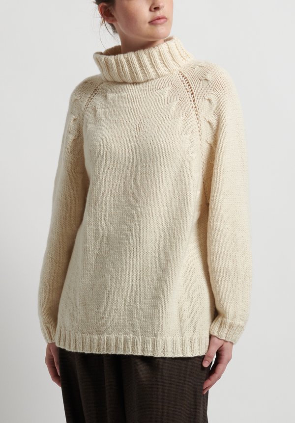 Hania New York Hand Knit Linda Sweater in White