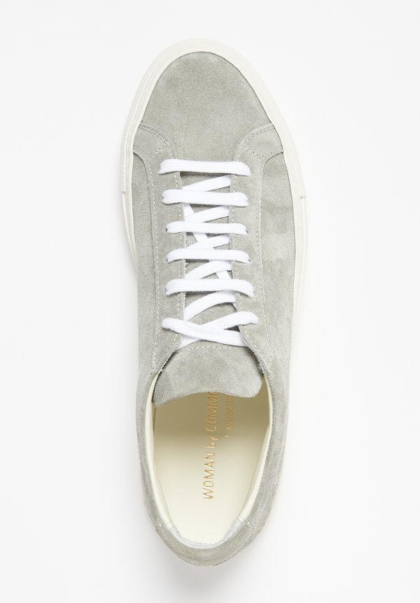 Common Projects Original Suede Achilles Low Contrast Sole Sneaker in Grey	