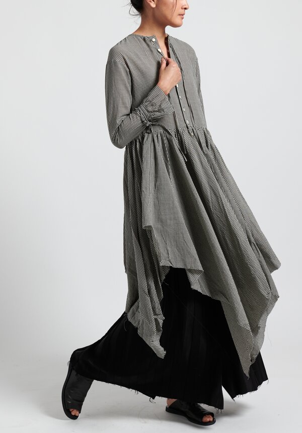 A Tentative Atelier ''Sacco'' Washed Multi-Layers Dress in Black ...