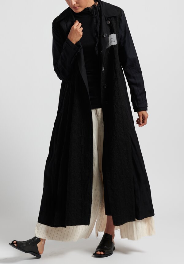 A Tentative Atelier Virgin Wool ''Beardsley'' Ribbon Sweater in Black	