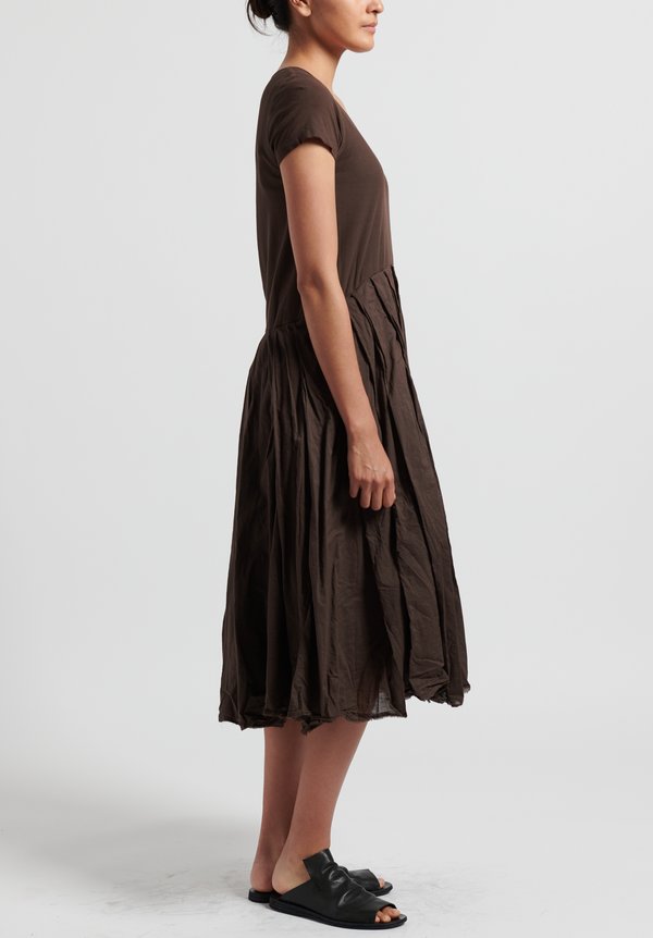 Rundholz Dip Ribbed and Pleated Short Sleeve Dress in Rust | Santa Fe ...