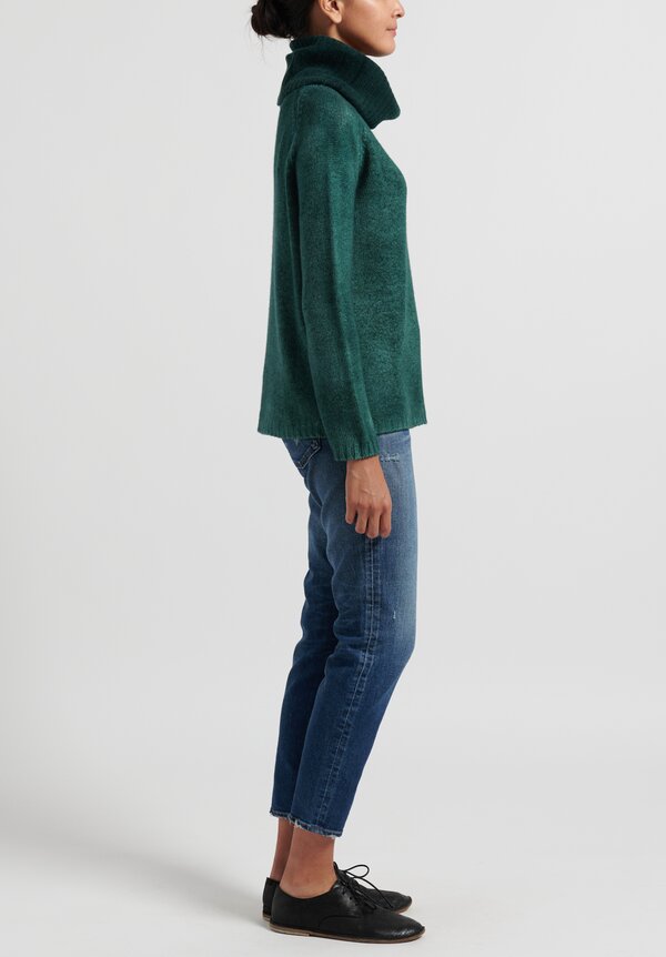 Avant Toi Turtleneck Raglan Sleeve Sweater in Emerald	