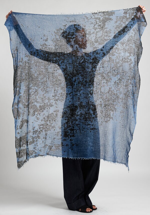 Avant Toi Cashmere Distressed Print Scarf in Deep Blue	