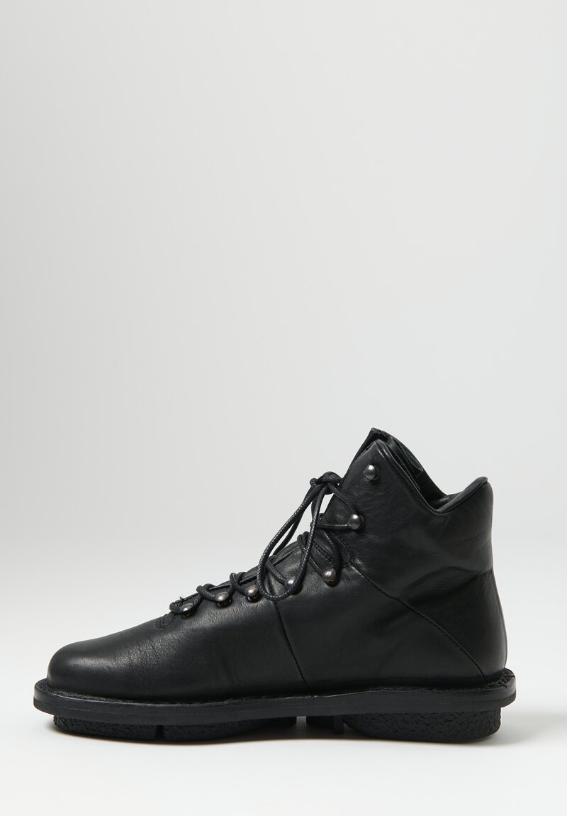 Trippen Alpin Shoe in Black	