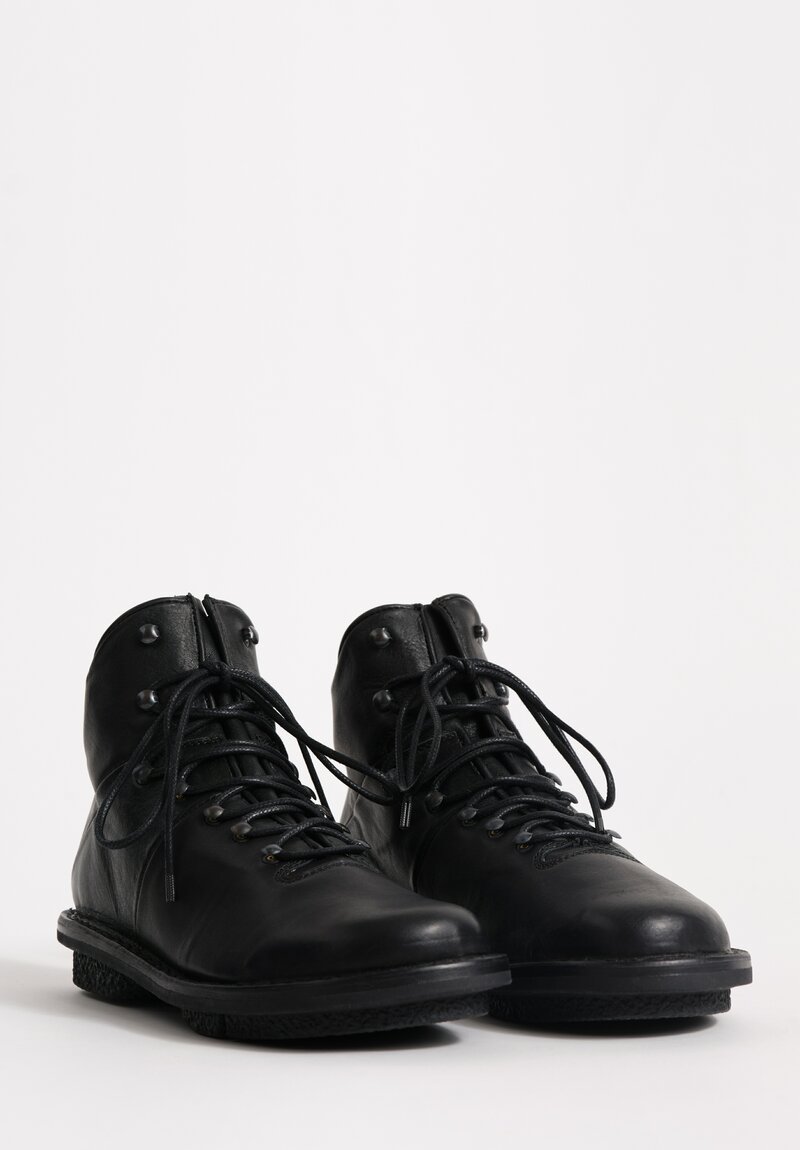 Trippen Alpin Shoe in Black	