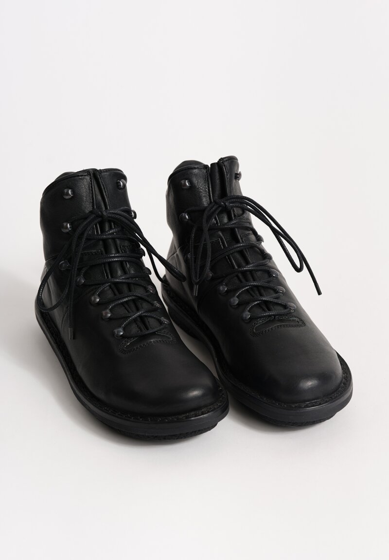 Trippen Alpin Shoe in Black	