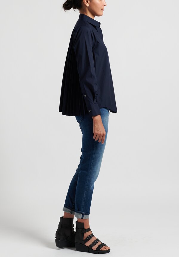 Sacai Cotton Poplin Pleated Back Shirt in Navy | Santa Fe Dry