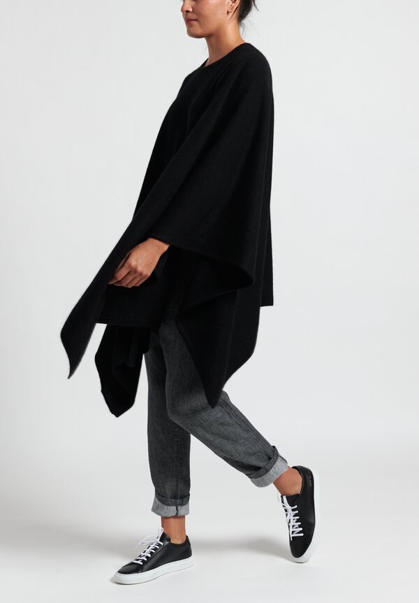 Frenckenberger Cashmere Airplane Poncho in Black	