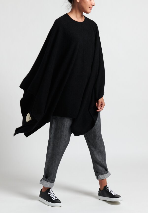 Frenckenberger Cashmere Airplane Poncho in Black	