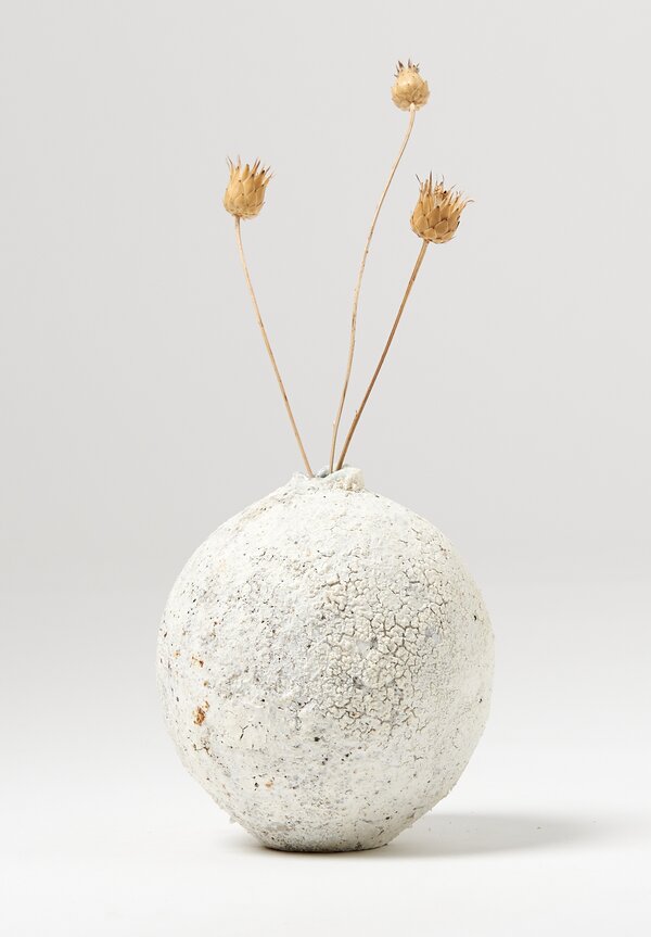Akiko Hirai Small Round Poppy Vase in White	