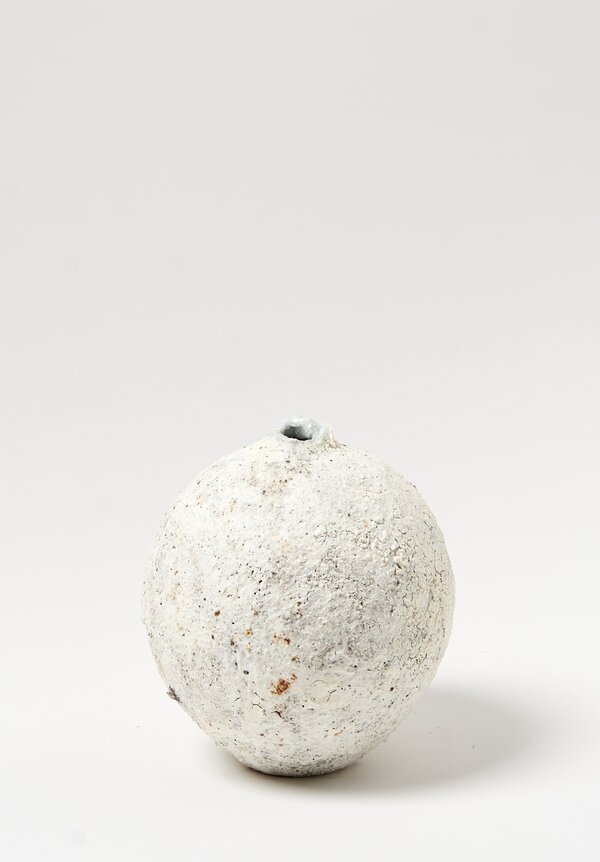 Akiko Hirai Small Round Poppy Vase in White	