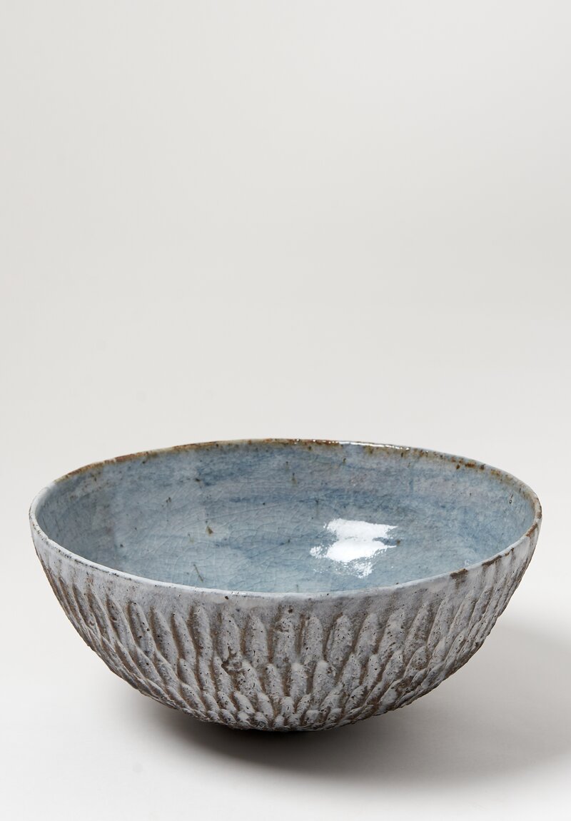 Akiko Hirai Medium Ceramic Dry Kohiki Flower Petal Bowl in Grey	