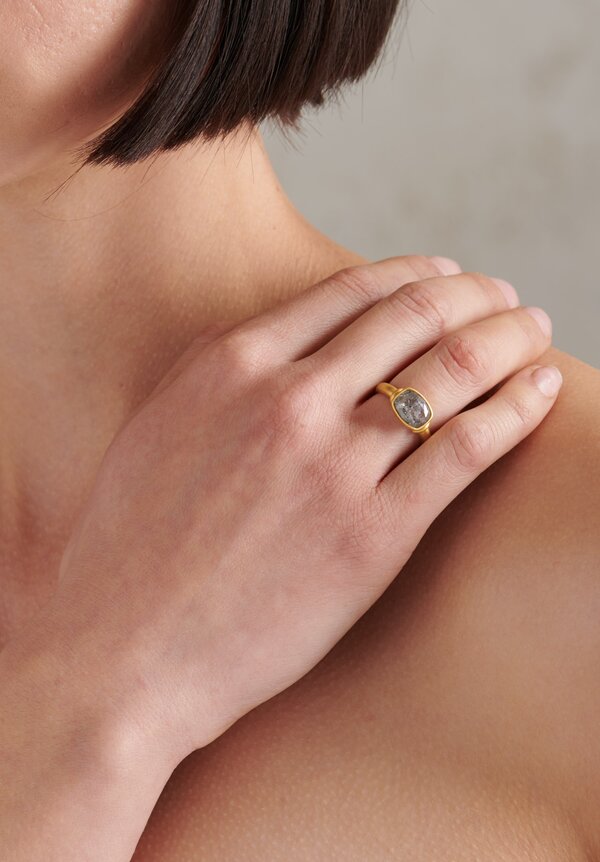 Denise Betesh 22K, Rectangle Salt & Pepper Diamond Ring	