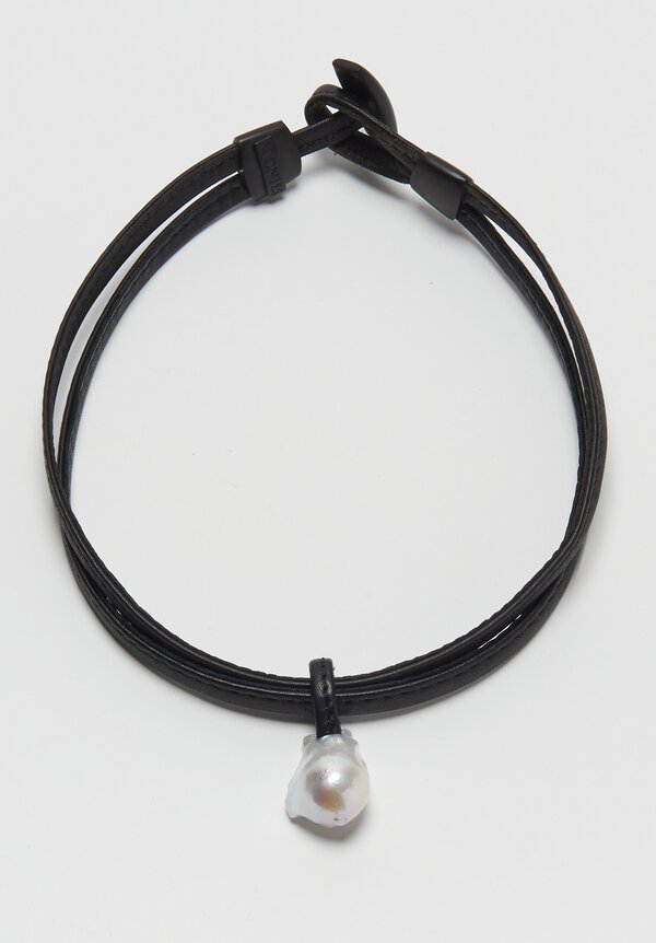 Monies UNIQUE Single Baroque Fresh Water Pearl Leather Necklace	