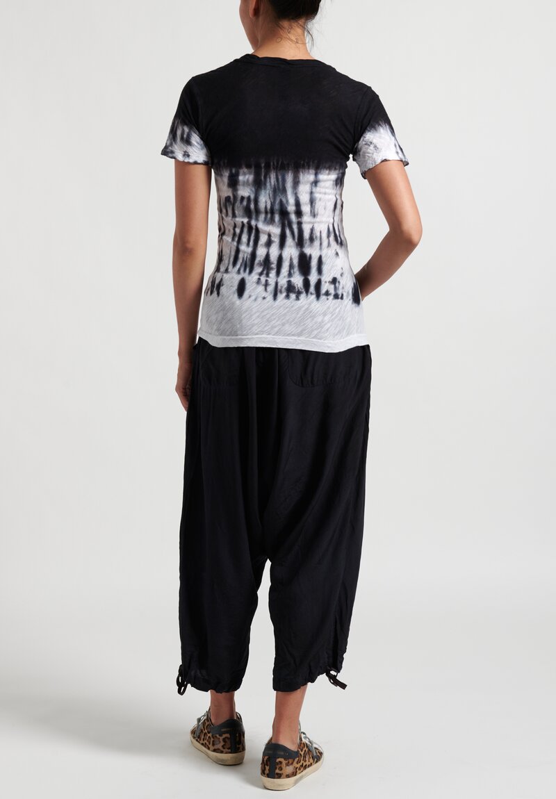 Gilda Midani Pattern Dyed Waterfall V-Neck Short Sleeve Top in Black and White	