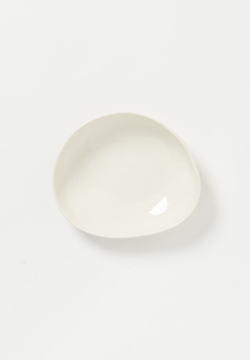 Bertozzi Solid Interior Shallow Pebble Bowl Senza Decoro White	