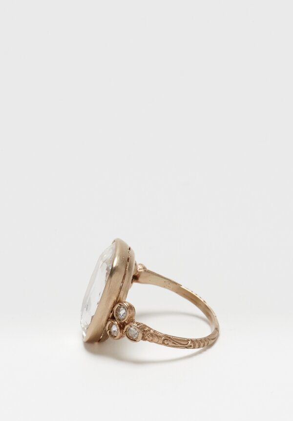 Anaconda 18K, White Diamond & Crystal Beauty Alone Ring	