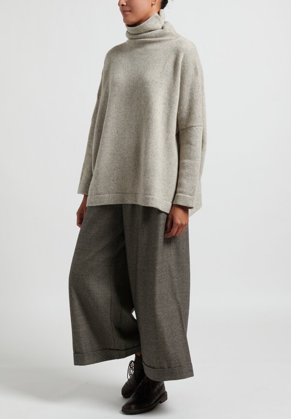 Daniela Gregis Cashmere "Gianna" Turtleneck Sweater in Light Gray	