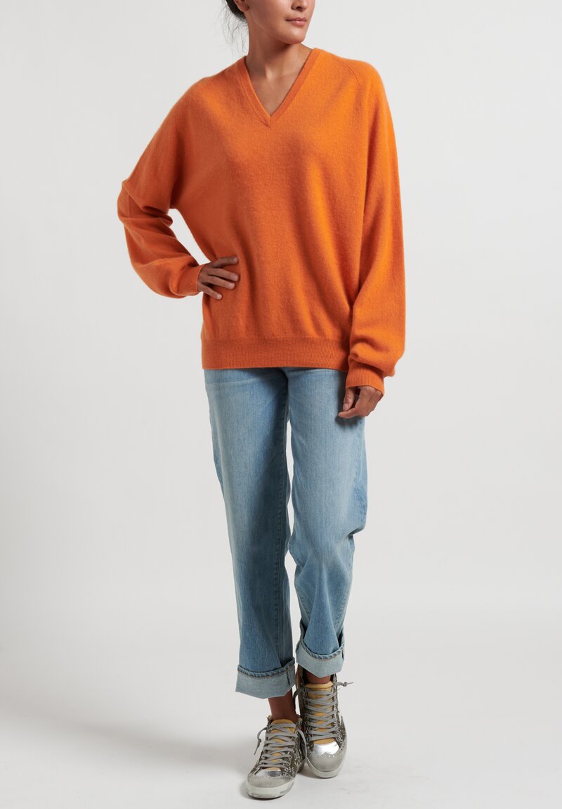 Frenckenberger Cashmere Boyfriend V-Neck Sweater in Orange	