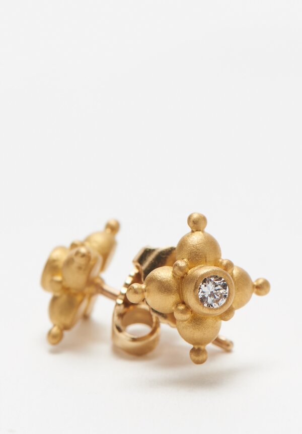 Denise Betesh 22K Matte Gold Small Star Earrings 0.10 Ct	