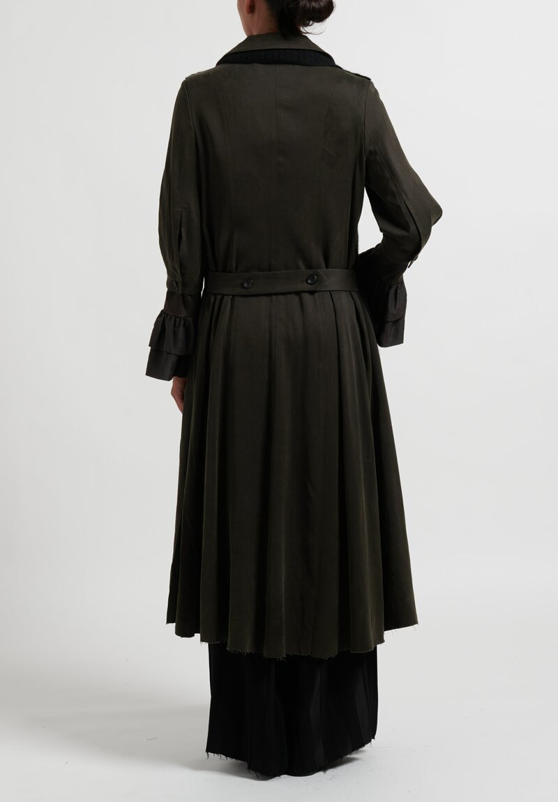 A Tentative Atelier Deconstructed ''Madeleine A.'' Coat in Olive & Black	