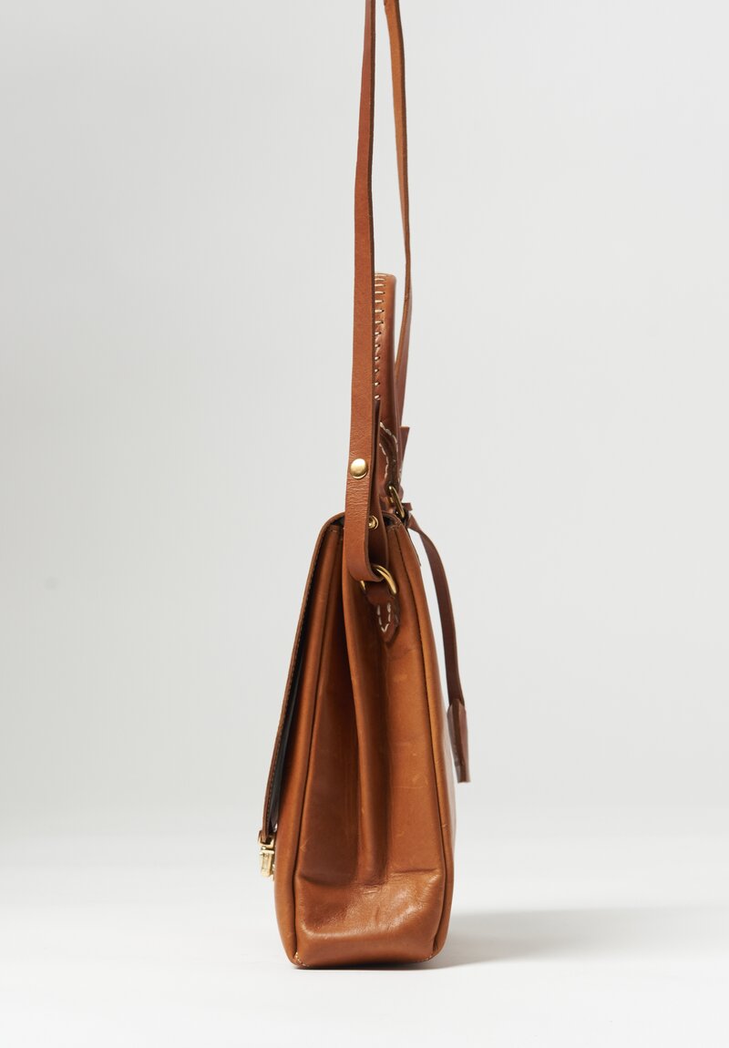 A Tentative Atelier Vacchetta ''Evonne'' Shoulder Bag in Tan Brown	