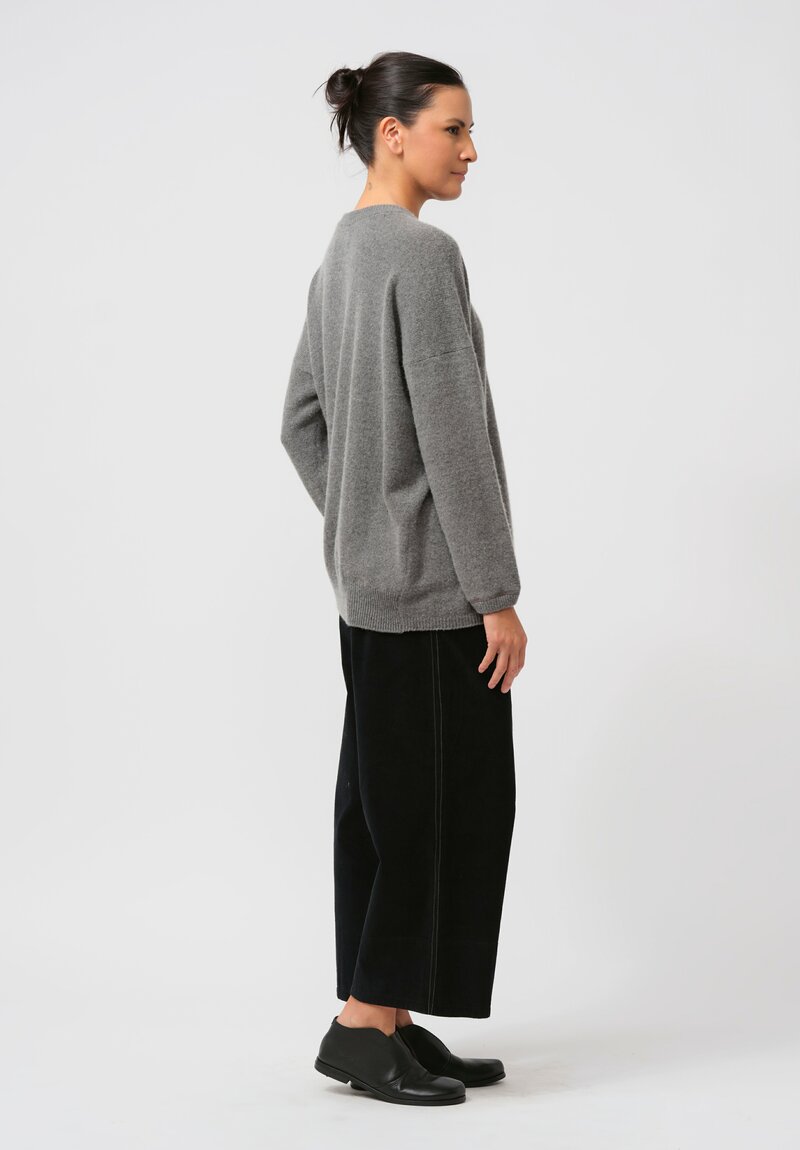 Kaval Cashmere Sable Crew Neck Sweater in Grey	