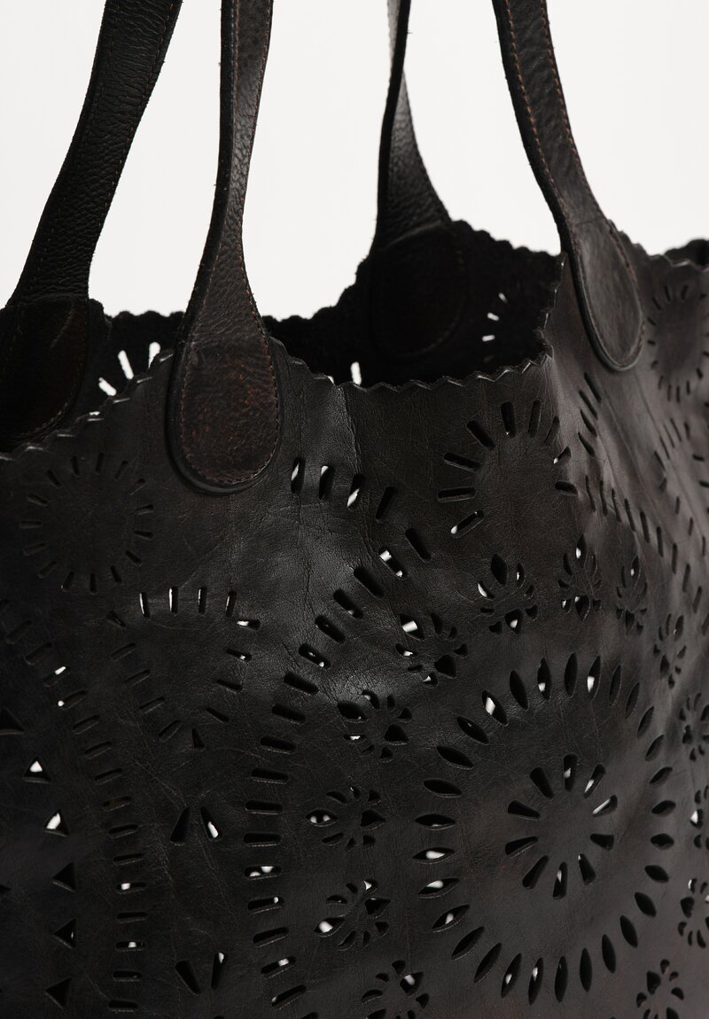 Campomaggi ''Traforo Ninfea'' Water Lily Shopping Tote in Nero Black