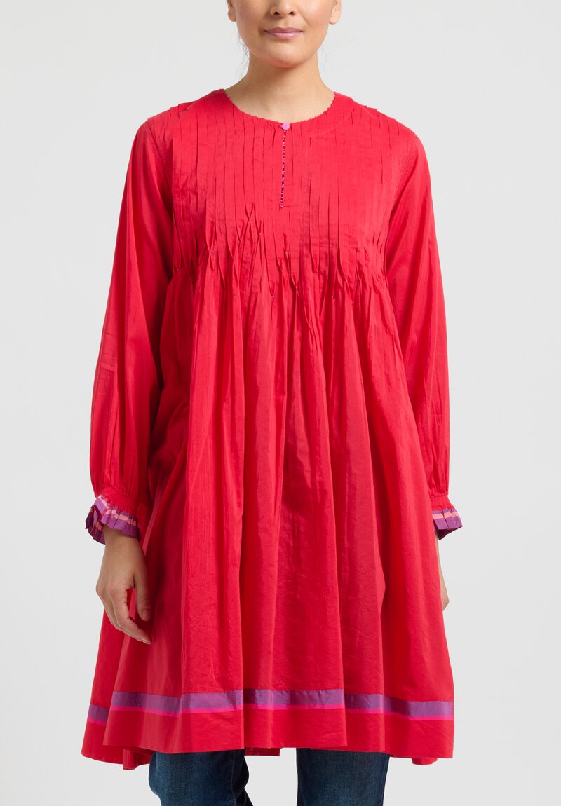 Péro Pintuck Tunic with Gathered Cuffs in Red	