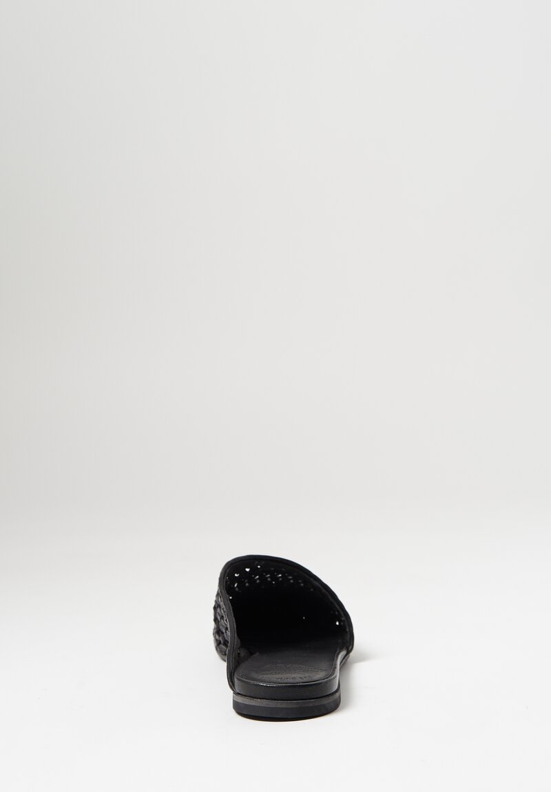 Officine Creative Shevon 007 Woven Rest Sandals in Nero Black	