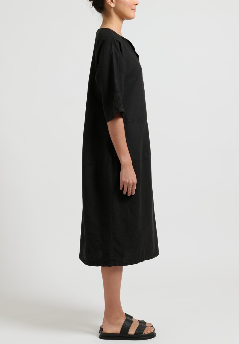 Oska Linen ''Taoura'' Dress in Black	
