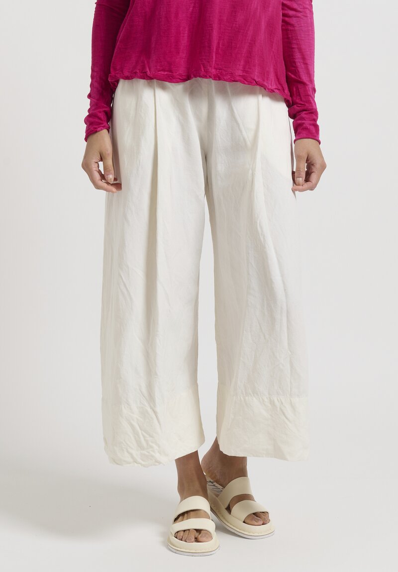 Gilda Midani Solid Dyed Silk & Linen Pleat Pants in White	