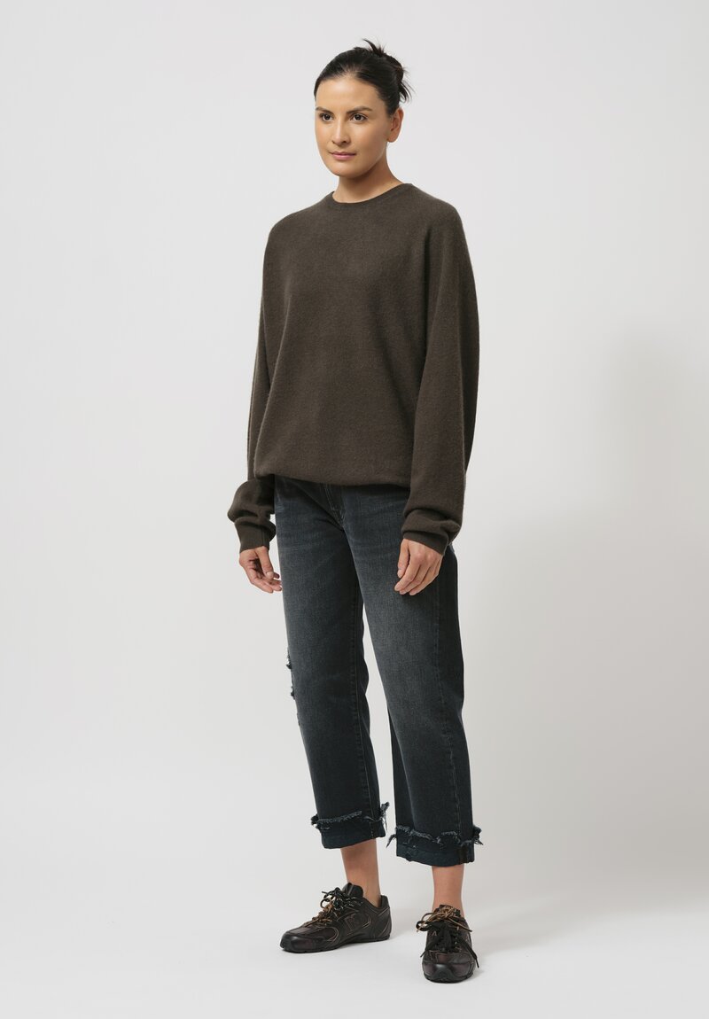 Frenckenberger Cashmere Boyfriend R-Neck Sweater in Black Olive Green