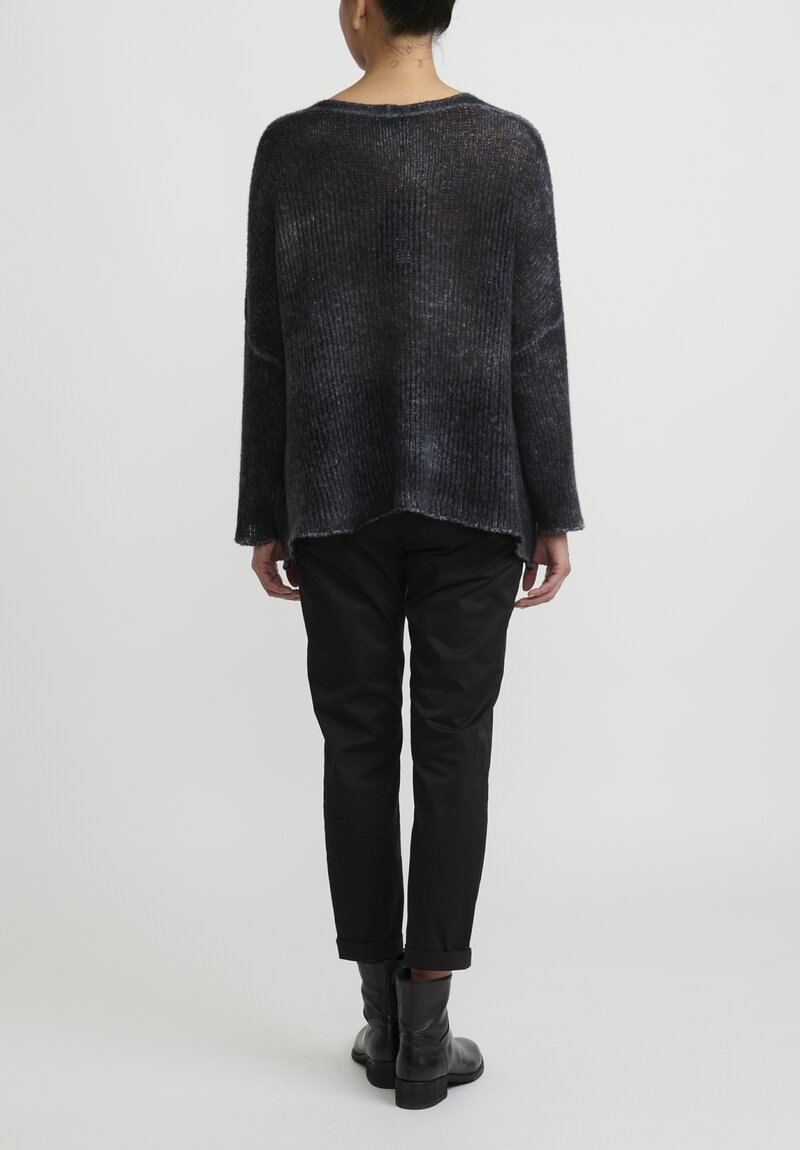 Avant Toi Cashmere/Silk V-Neck Sweater in Nero Black	