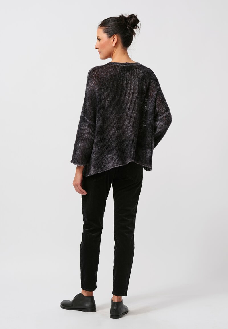 Avant Toi Hand-Painted Cashmere & Silk V-Neck Sweater in Nero Black	